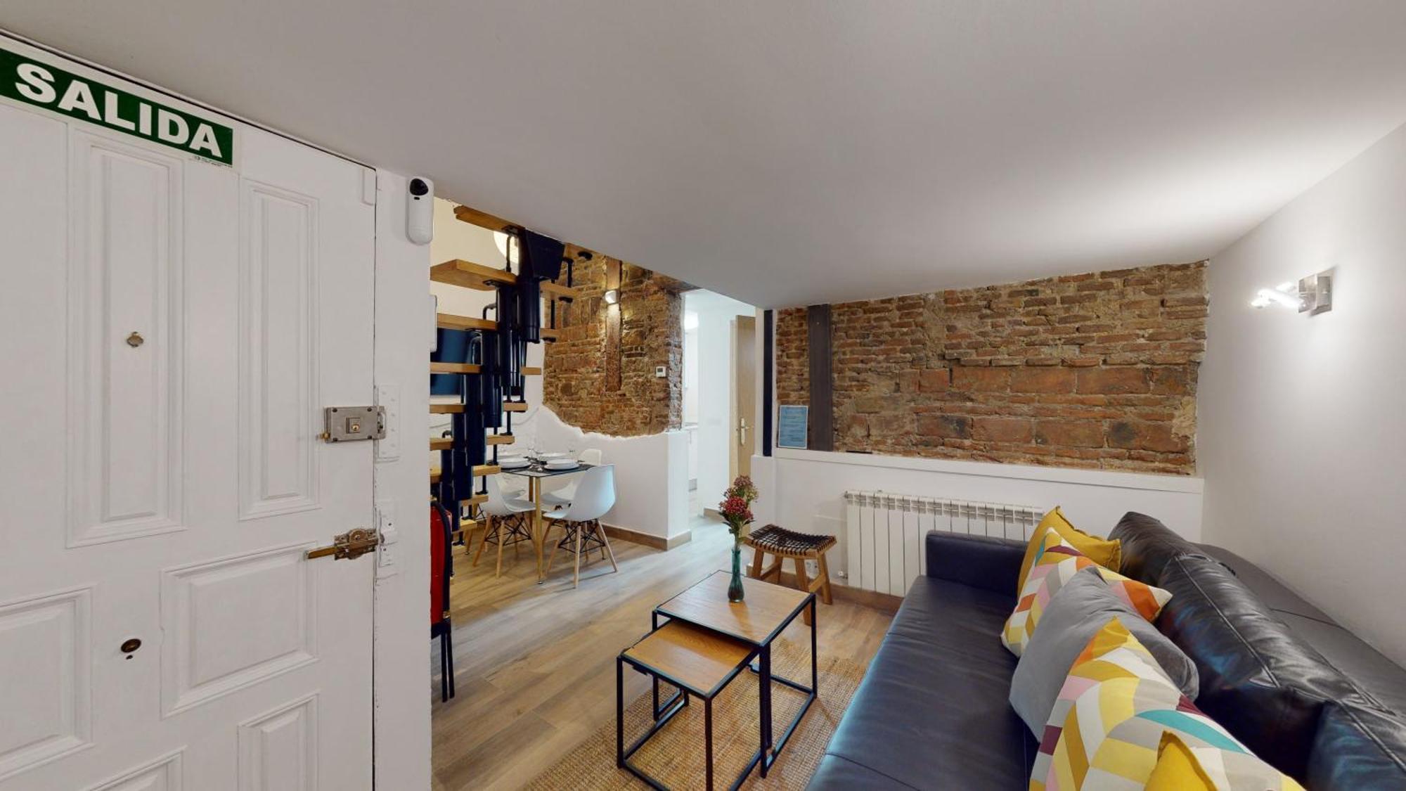 Cozy Apartment In Malasana For 4 Pax - Velarde Madryt Zewnętrze zdjęcie